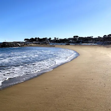 Les Calanques D'azur By Interhome *