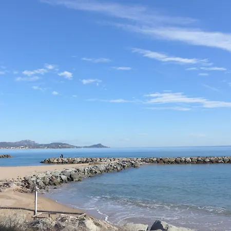 Les Calanques D'azur By Interhome Апартаменты Сен-Глф