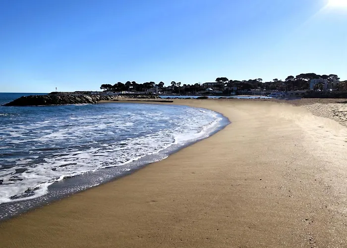 Les Calanques D'azur By Interhome *